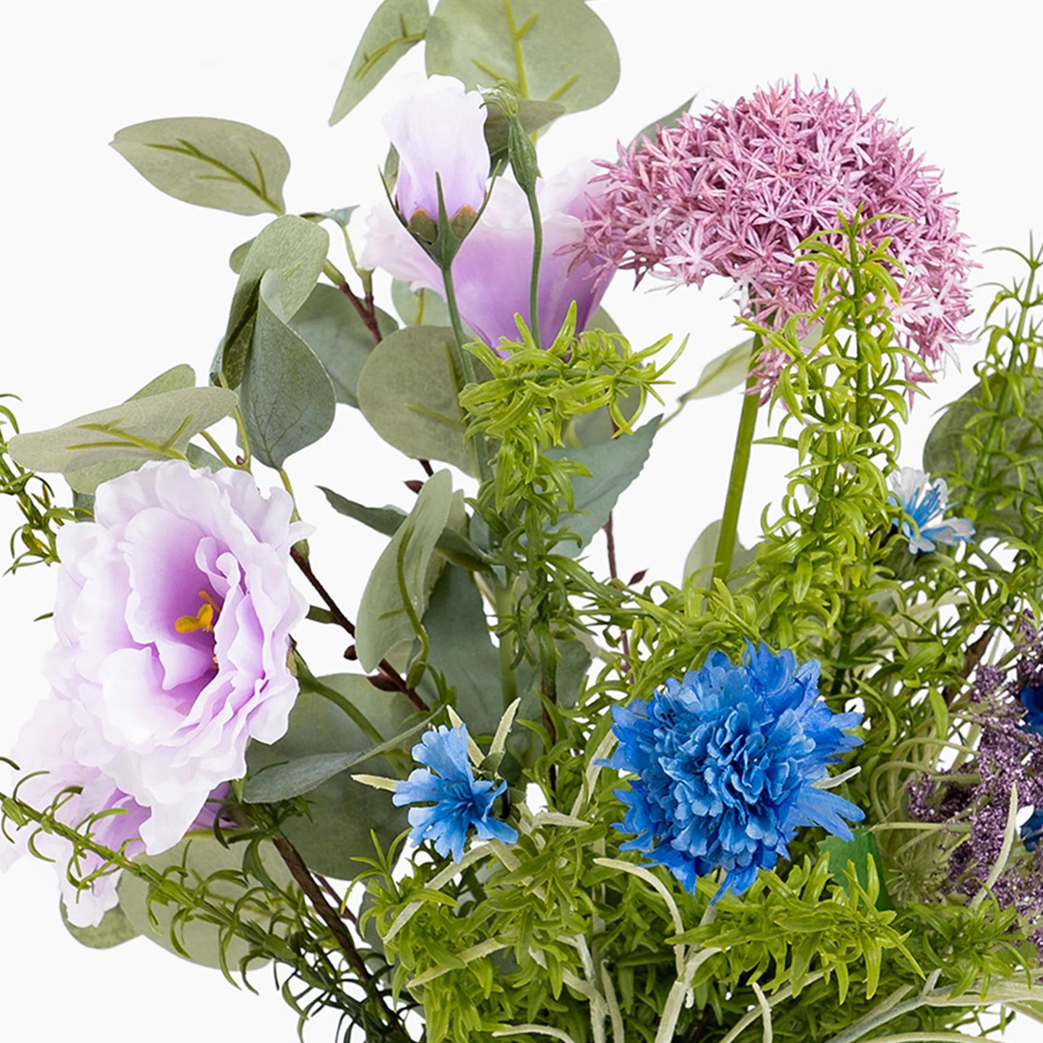 Tranquil small floral arrangement - Image 4